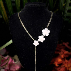 Collier fleurs