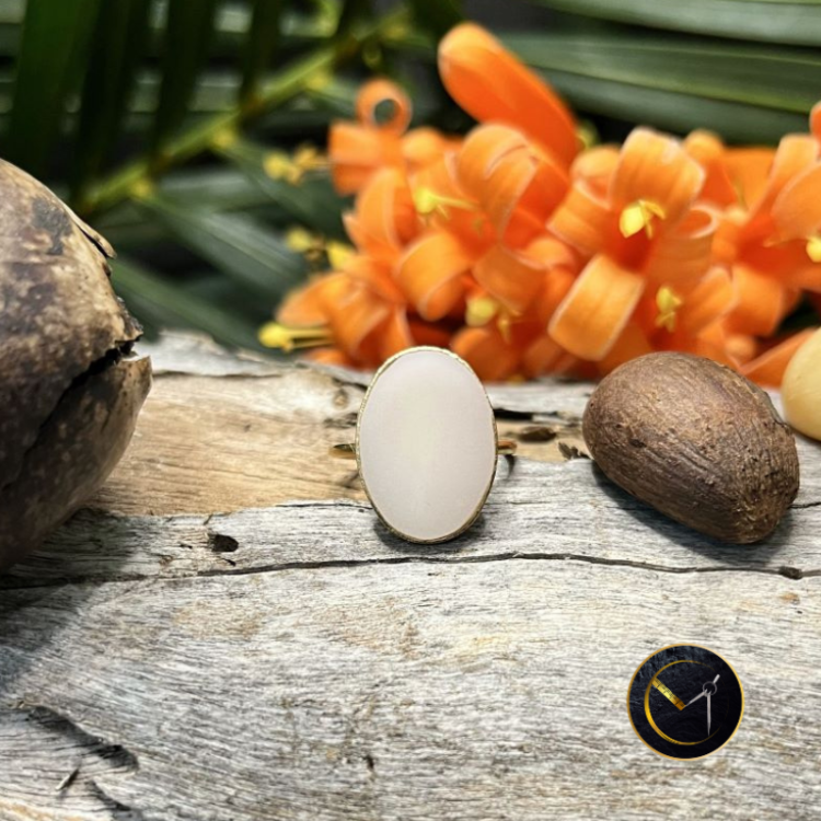 bague en ivoire végétal et acier inoxydable, reglable, ovale bague en ivoire végétal et acier inoxydable, reglable, ovale